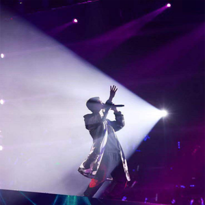 孩娃Fide0SⅩ娇小摘花
